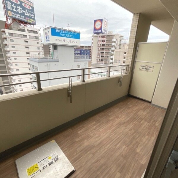 バルコニー