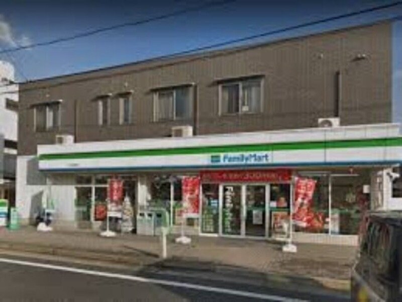 ファミリーマート八幡千束店