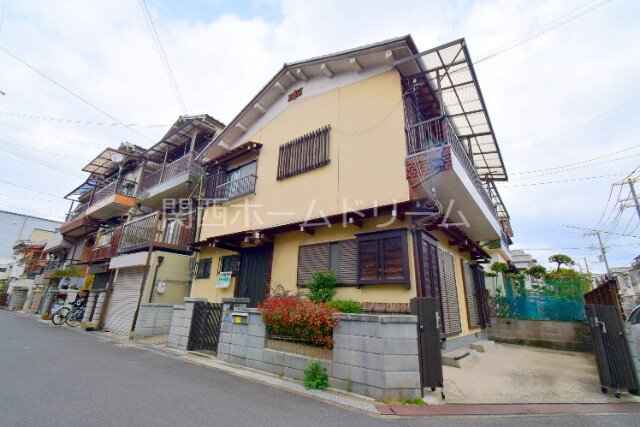 三ツ島4丁目貸家