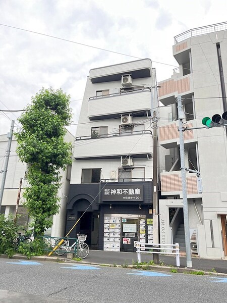 メブキ太子堂外観写真