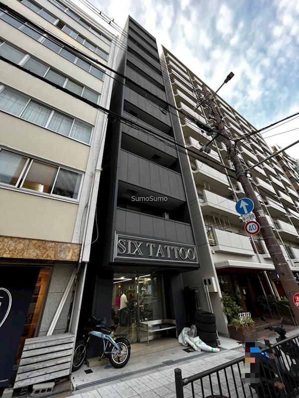 ユニーク靭公園前