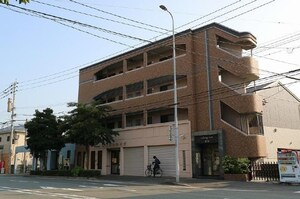 コロニーコアマンション野間外観写真