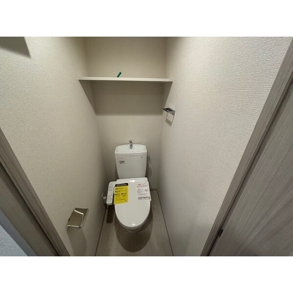 トイレ(ゆったりとした空間のトイレです)