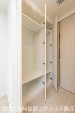 物件内観写真8　(内装は別部屋の参考写真です。)