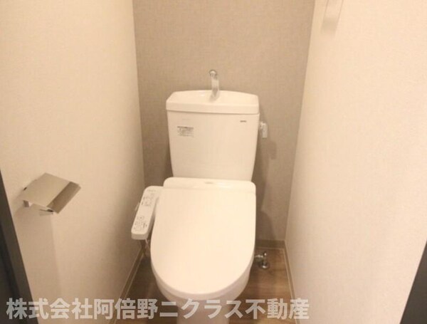トイレ(階層によってカラーパターンが異なる場合があります)