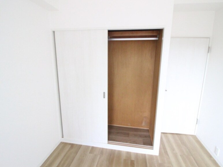 物件内観写真10　(内装は別部屋の参考写真です。)