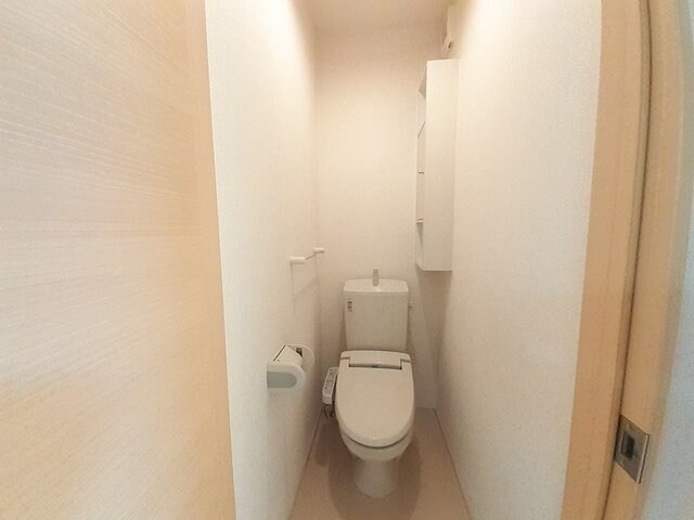 物件内観写真16　(トイレもきれいです)