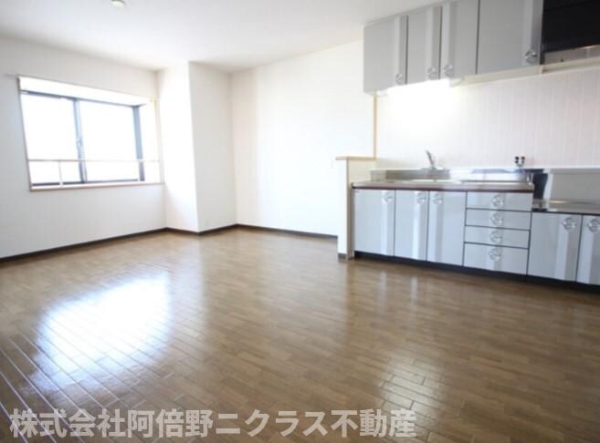 物件内観写真3　(内装は別部屋の参考写真です。)