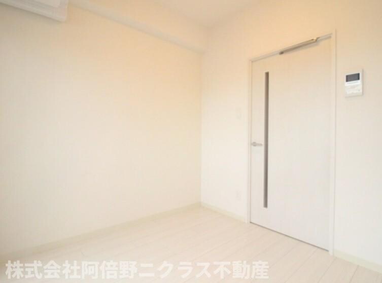 物件内観写真2　(内装は別部屋の参考写真です。)