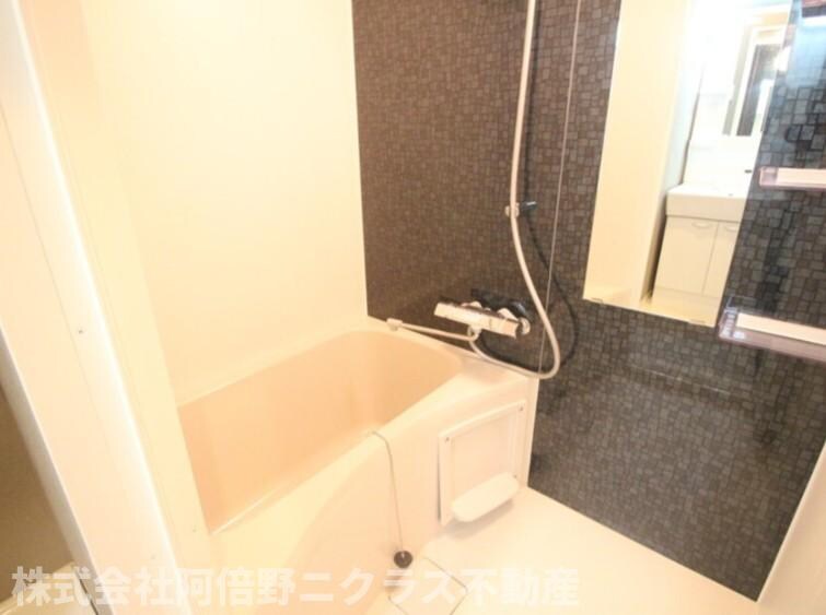 物件内観写真4　(内装は別部屋の参考写真です。)