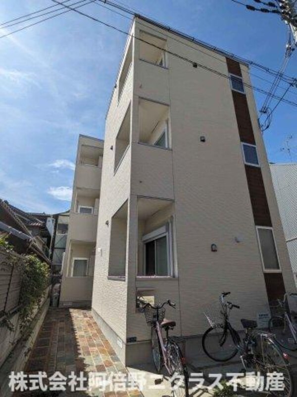 外観(落ち着いた雰囲気の外観です)