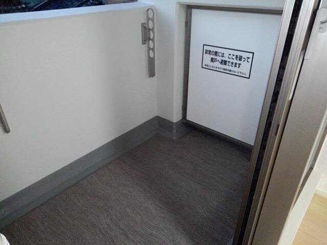 物件内観写真19　(バルコニーがあります)