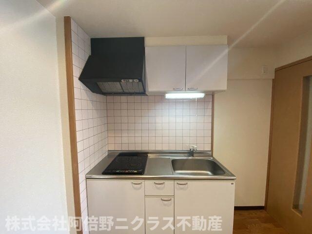 物件内観写真5　(お料理しやすいキッチンです)