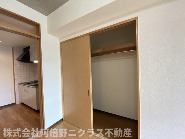 物件内観写真12　(専用の収納スペースです)