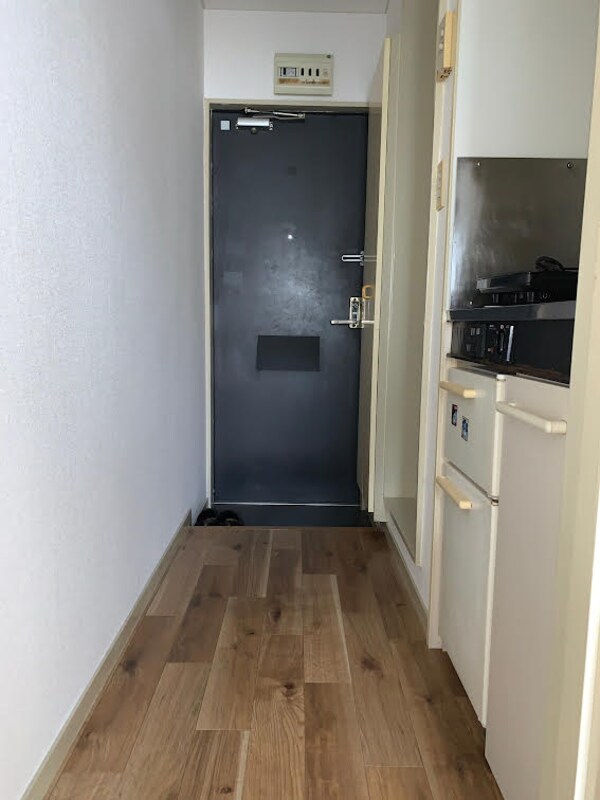 玄関(毎日通る玄関はこちらです)