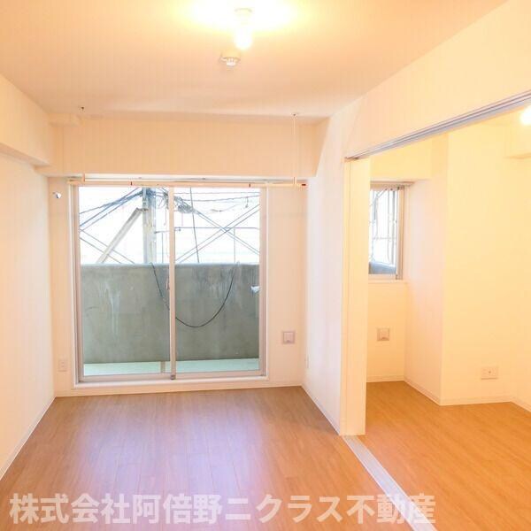 物件内観写真3　(内装は別部屋の参考写真です。)