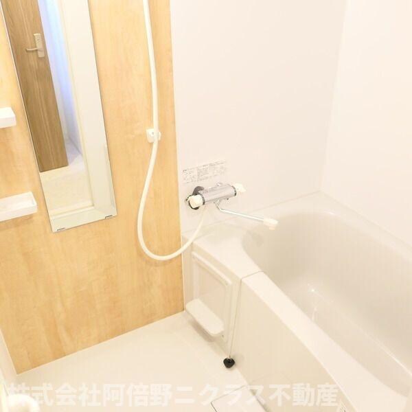 物件内観写真5　(内装は別部屋の参考写真です。)