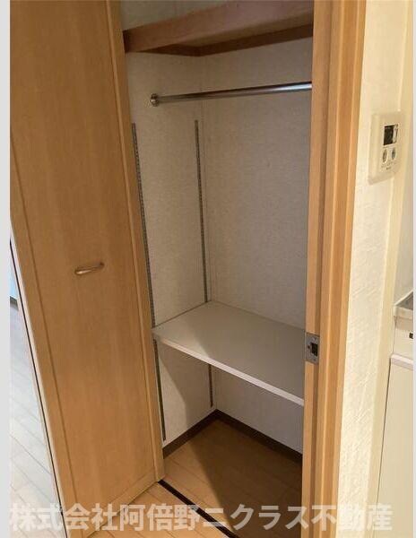 物件内観写真10　(内装は別部屋の参考写真です。)