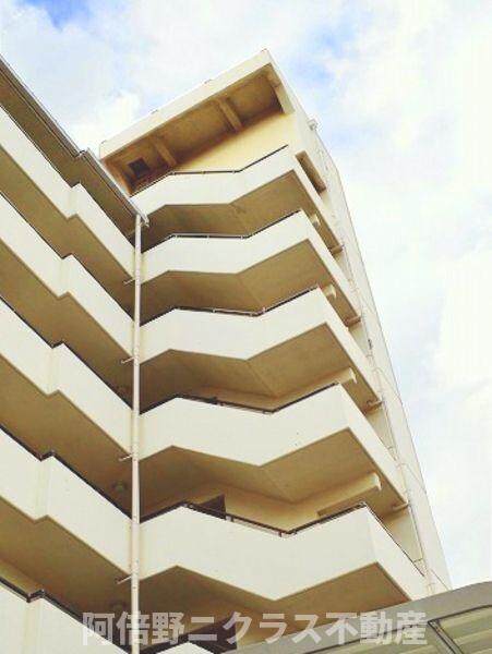 ロイヤルハイツ阿倍野の物件外観写真