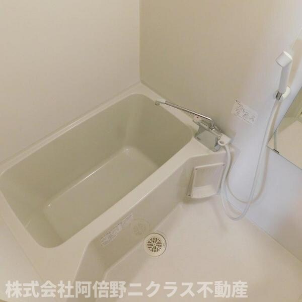 浴室(内装は別部屋の参考写真です。)