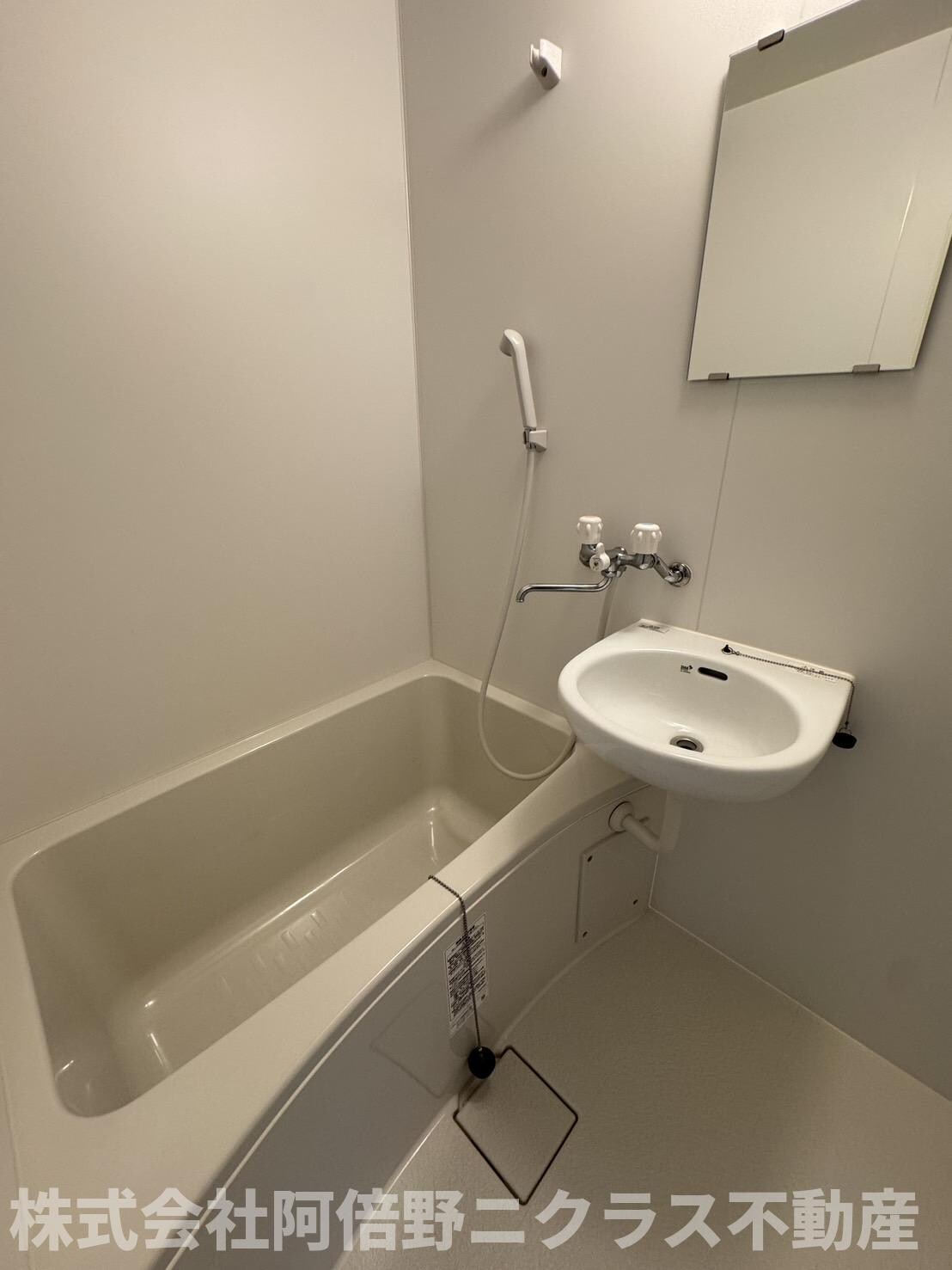 物件内観写真5　(内装は別部屋の参考写真です。)