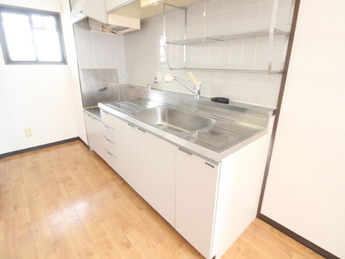 物件内観写真5　(内装は別部屋の参考写真です。)