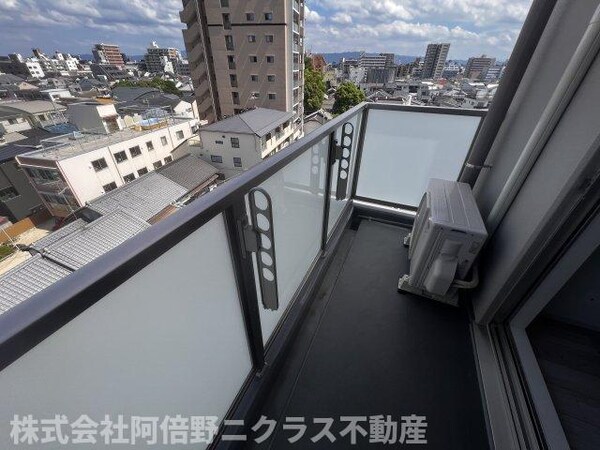 バルコニー(内装は参考写真です。)