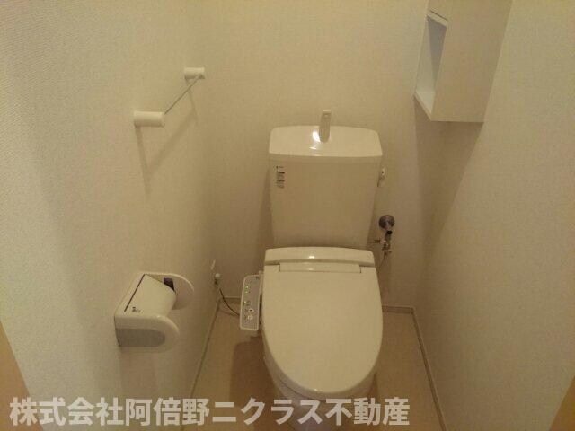 物件内観写真9　(コンパクトで使いやすいトイレです)