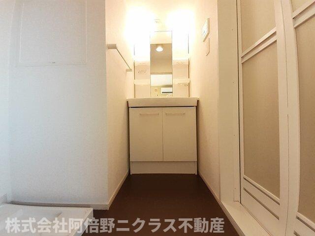 物件内観写真9　(使いやすい洗面所です)
