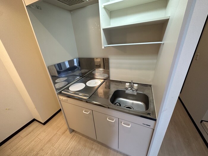 物件内観写真3　(内装は別部屋の参考写真です。)