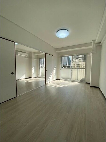 物件内観写真9　(内装は別部屋の参考写真です。)