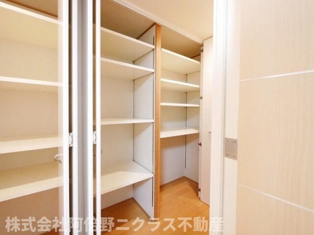 物件内観写真9　(同建物の内装イメージ)