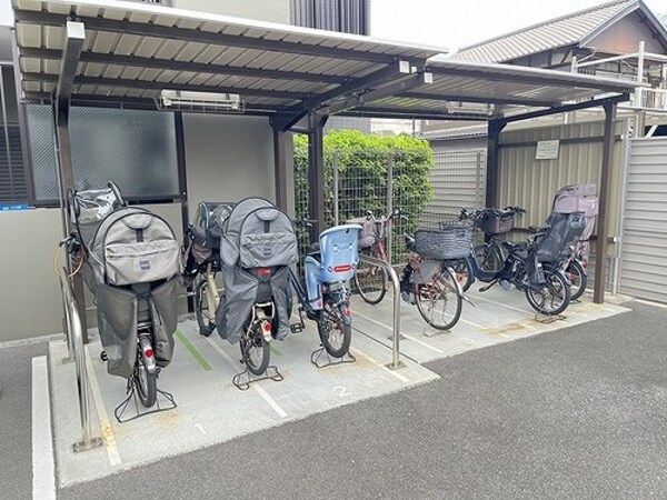 その他(駐輪場)