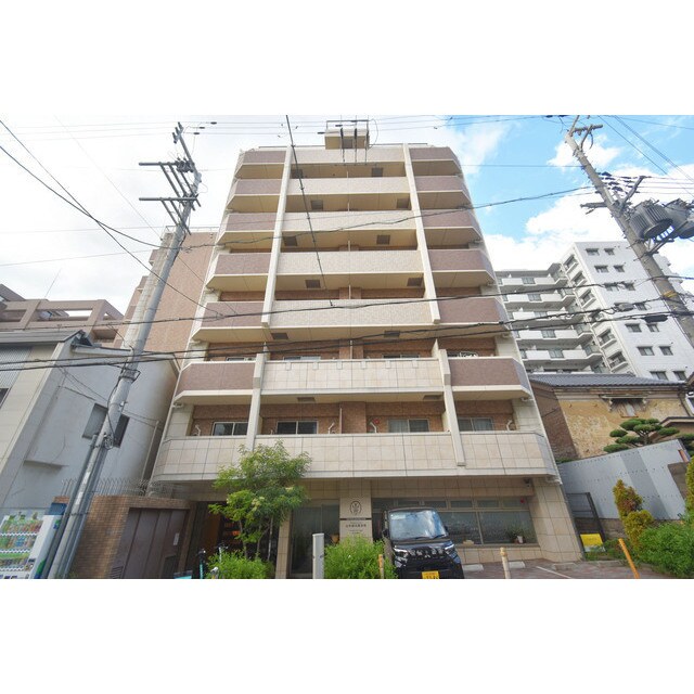 物件外観写真1　(外観もきれいです)