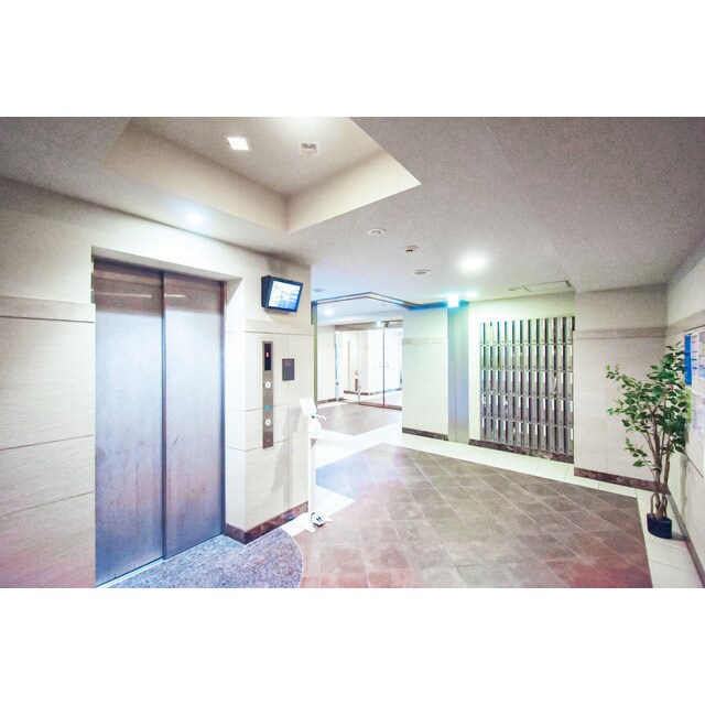 物件内観写真20　(こちらの居間で趣味の時間をお楽しみください)