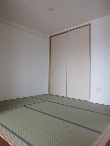 物件内観写真12　(和室約４．５畳　※前回募集時／２０２２年６月の写真)