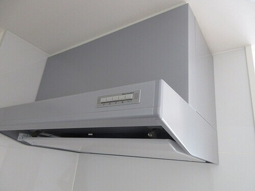 物件内観写真16　(レンジフード　※前回募集時／２０２２年６月の写真)