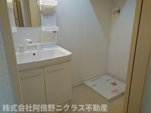 物件内観写真7　(スペースが確保できる洗面所です)