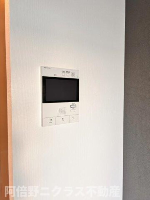 セキュリティ(内装は別部屋の参考写真です。)