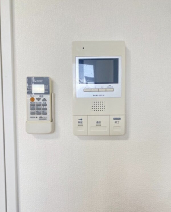 セキュリティ(内装は同建物の参考写真です。)