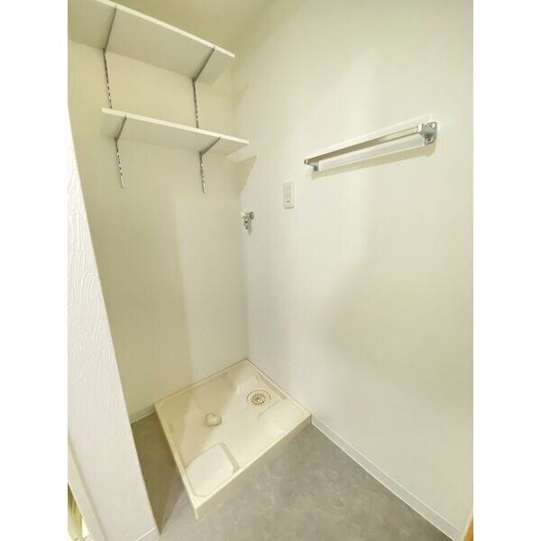 建物設備(内装は別部屋の参考写真です。)