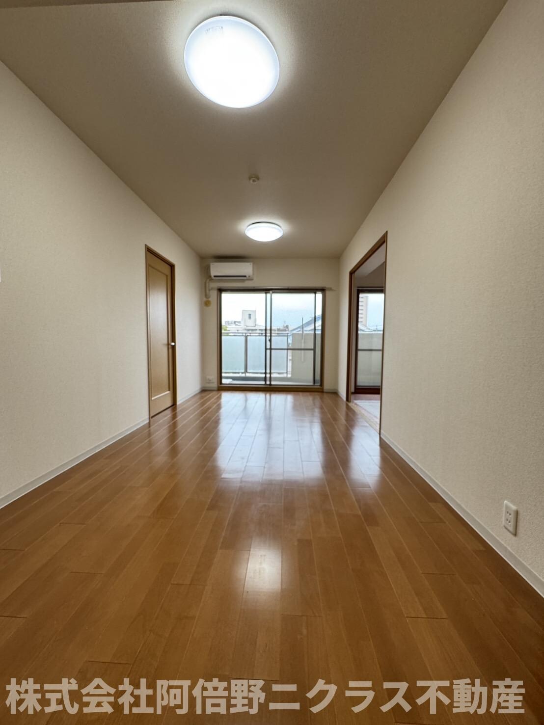 物件内観写真8　(内装は別部屋の参考写真です。)