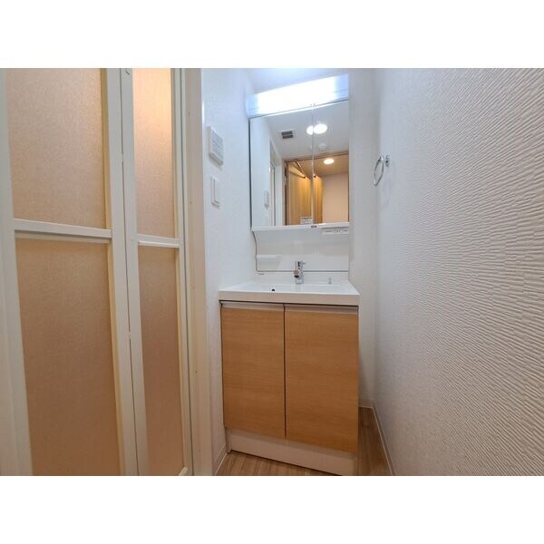 物件内観写真7　(内装は同建物のイメージでカラーパターンが異なる場合がございま)