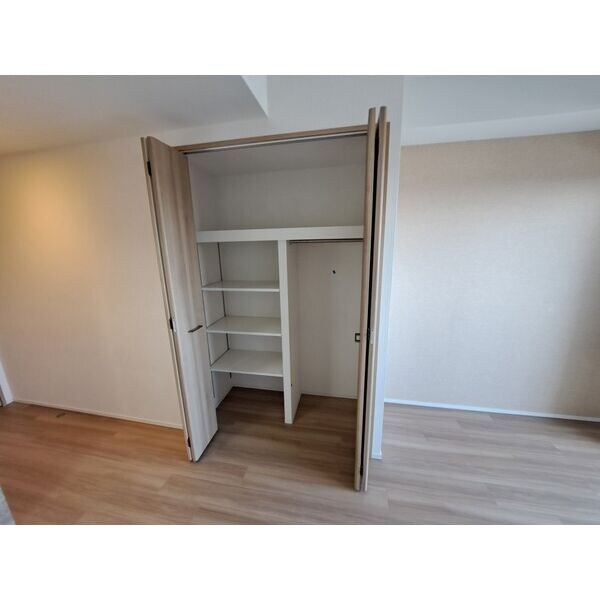 物件内観写真10　(内装は同建物のイメージでカラーパターンが異なる場合がございま)