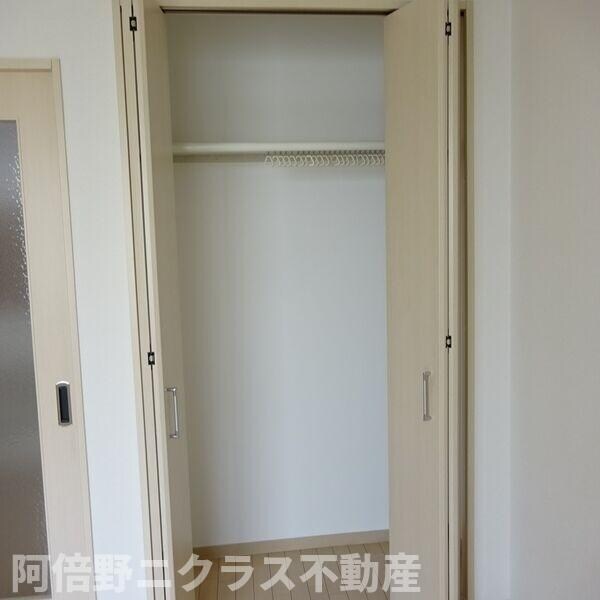 収納(内装は別部屋の参考写真です。)