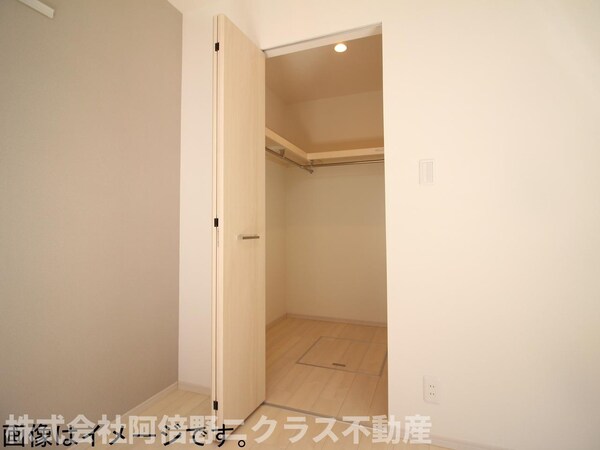 収納(内装は参考写真です。)