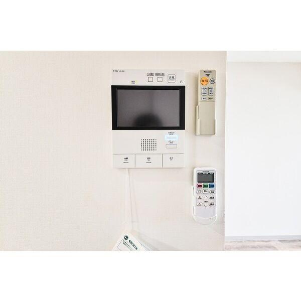 セキュリティ(内装は別のお部屋の参考写真です)