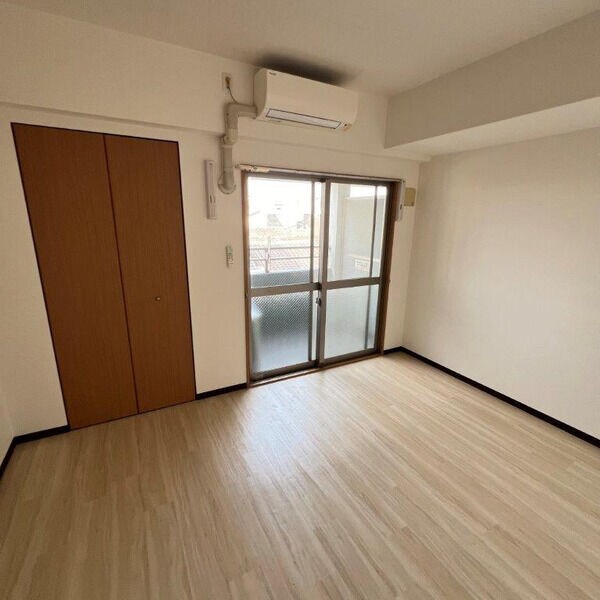 物件内観写真9　(内装は別部屋の参考写真です。)