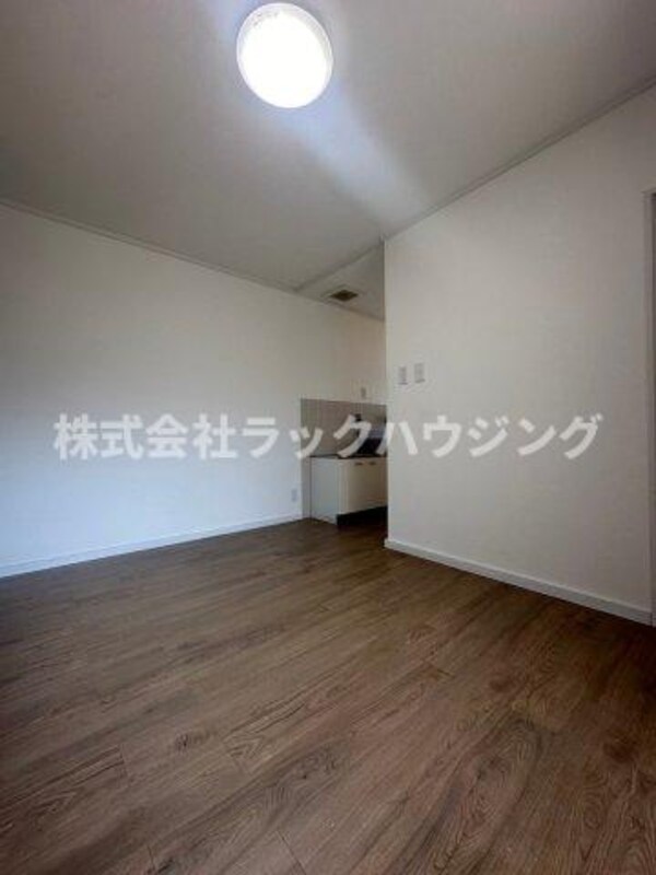 居室(【お部屋さがしはラックハウジングにお問合せ下さいませ♪】)