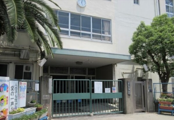 周辺環境(古川小学校 516m)